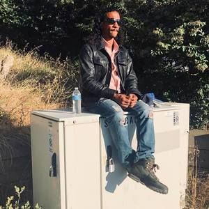 Meet your Posher, Robert